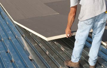benefits of insulating Houston flat roofing